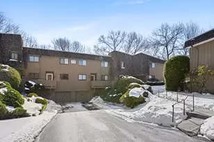 192 Gillies Ln, Norwalk, CT 06854 - Photo 20