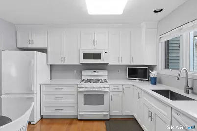 3 Steeplechase Drive #3, Newington, CT 06111 - Photo 6