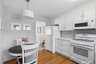 3 Steeplechase Dr, Newington, CT 06111 - Photo 10