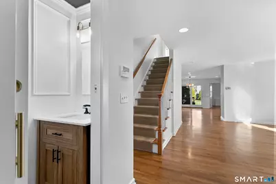 30 Osborne Place, Fairfield, CT 06890 - Photo 4