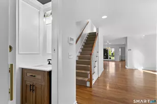 30 Osborne Pl, Fairfield, CT 06890 - Photo 4