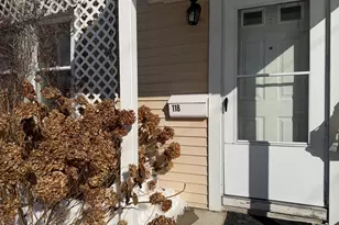 118 Riverview Ave, New London, CT 06320 - Photo 1