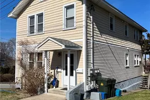 120 Riverview Ave, New London, CT 06320 - Photo 1