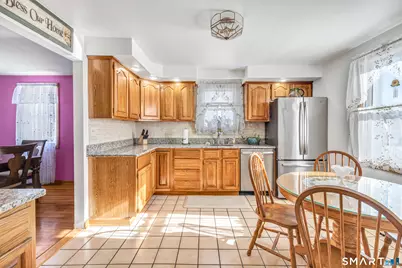 235 Burnsford Avenue, Bridgeport, CT 06606 - Photo 8