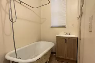 36 Walnut St, Middletown, CT 06457 - Photo 8