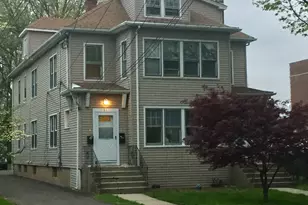 51 Bretton Rd, West Hartford, CT 06119 - Photo 1