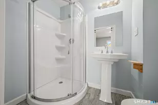 24 Pearl St, Glastonbury, CT 06033 - Photo 12