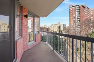 25 Forest St, Stamford, CT 06901 - Photo 4