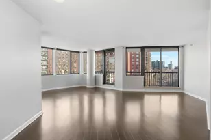 25 Forest St, Stamford, CT 06901 - Photo 6