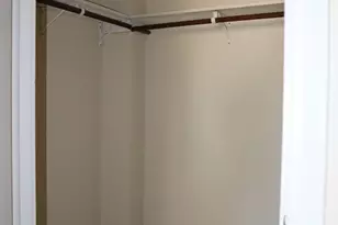 1274 E Main St, Meriden, CT 06450 - Photo 12