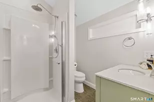 37 Ellsworth Rd, West Hartford, CT 06107 - Photo 20