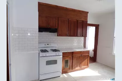 17 Holbrook Street, Ansonia, CT 06401 - Photo 12