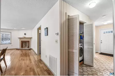 141 The Mdws #141, Enfield, CT 06082 - Photo 24