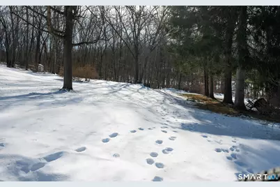 22 1/2 Country Ridge Road, Danbury, CT 06810 - Photo 4