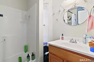 75 Newtown Ave, Norwalk, CT 06851 - Photo 12