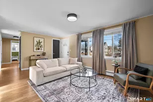 123 E Wolcott Ave, Windsor, CT 06095 - Photo 8