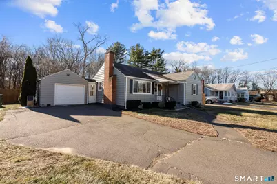 123 East Wolcott Avenue, Windsor, CT 06095 - Photo 2