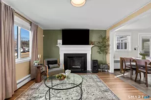 123 E Wolcott Ave, Windsor, CT 06095 - Photo 10