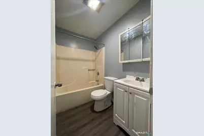 343 West Main Street, Waterbury, CT 06702 - Photo 18