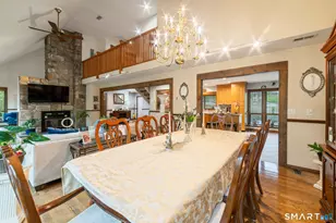26 Vidich Ln, Naugatuck, CT 06770 - Photo 10