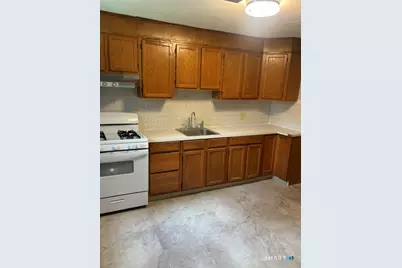 144 Pennsylvania Avenue, New Britain, CT 06052 - Photo 2
