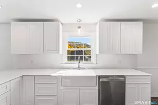 92 Feldspar Ave, Beacon Falls, CT 06403 - Photo 12