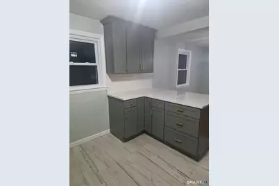 22 Parker Avenue, West Haven, CT 06516 - Photo 4