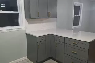 22 Parker Ave, West Haven, CT 06516 - Photo 4