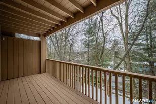 1 Great Oak Ct, Cromwell, CT 06416 - Photo 6