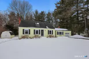 9 Barry Ln, Simsbury, CT 06070 - Photo 2