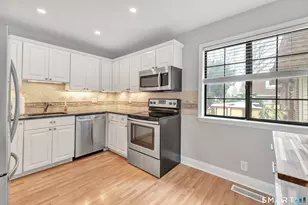 202 Soundview Ave, Stamford, CT 06902 - Photo 6