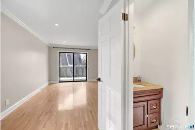 202 Soundview Avenue #60, Stamford, CT 06902 - Photo 10