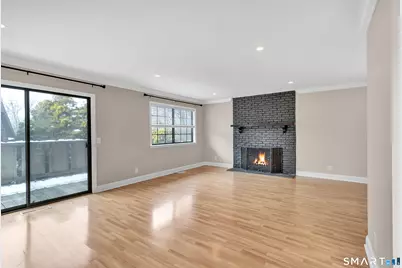 202 Soundview Avenue #60, Stamford, CT 06902 - Photo 4