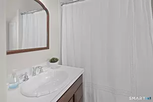 88 Veres St, Fairfield, CT 06824 - Photo 16