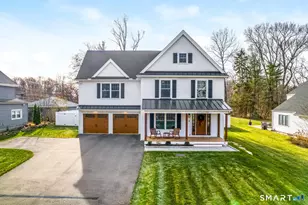 38 Macdonald Rd, Trumbull, CT 06611 - Photo 2