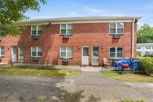 85 Abner Ct, Bridgeport, CT 06606 - Photo 10