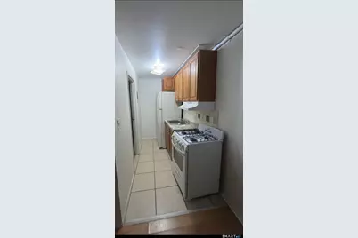 129 Black Rock Avenue #11, Bridgeport, CT 06605 - Photo 1
