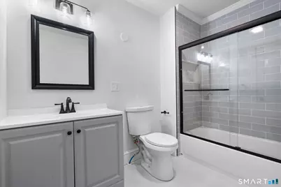 21 Richmond Avenue, New Haven, CT 06515 - Photo 32