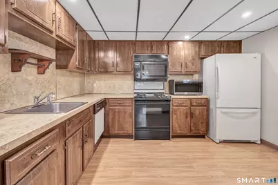 330 Merwin Avenue #1D, Milford, CT 06460 - Photo 10