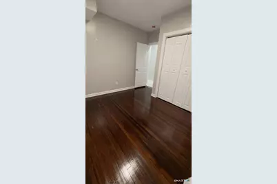 1071 Pembroke Street #1D, Bridgeport, CT 06608 - Photo 2