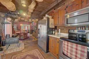 247 Killingly Rd, Pomfret, CT 06259 - Photo 8