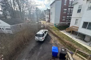 105 Spring St, Middletown, CT 06457 - Photo 4