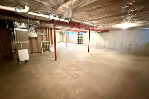 117 Country Club Dr, Oxford, CT 06478 - Photo 32