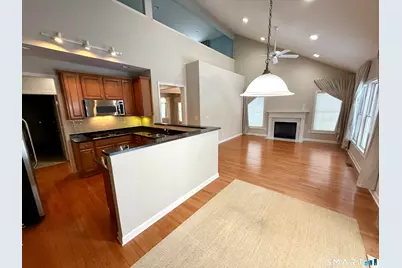 117 Country Club Drive #117, Oxford, CT 06478 - Photo 10