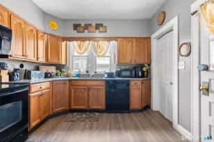 3 Anderson St, Manchester, CT 06040 - Photo 26