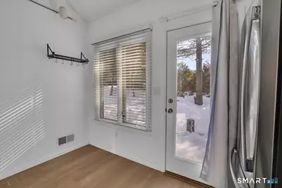 55 Cortland Way #55, Newington, CT 06111 - Photo 4