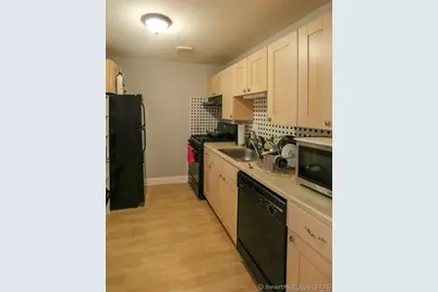 160 Fairfield Woods Road #APT 46, Fairfield, CT 06825 - Photo 6