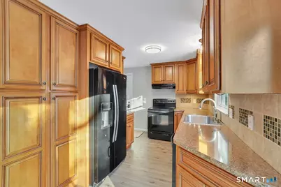 691 Baldwin Avenue, Meriden, CT 06450 - Photo 4