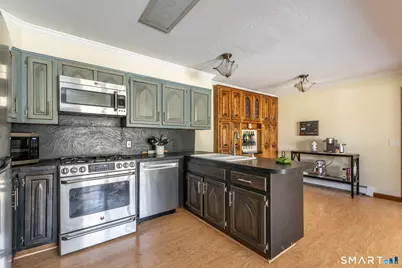 9 Delno Drive, Danbury, CT 06811 - Photo 10