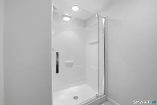 87 Pembroke Dr, Stamford, CT 06903 - Photo 28